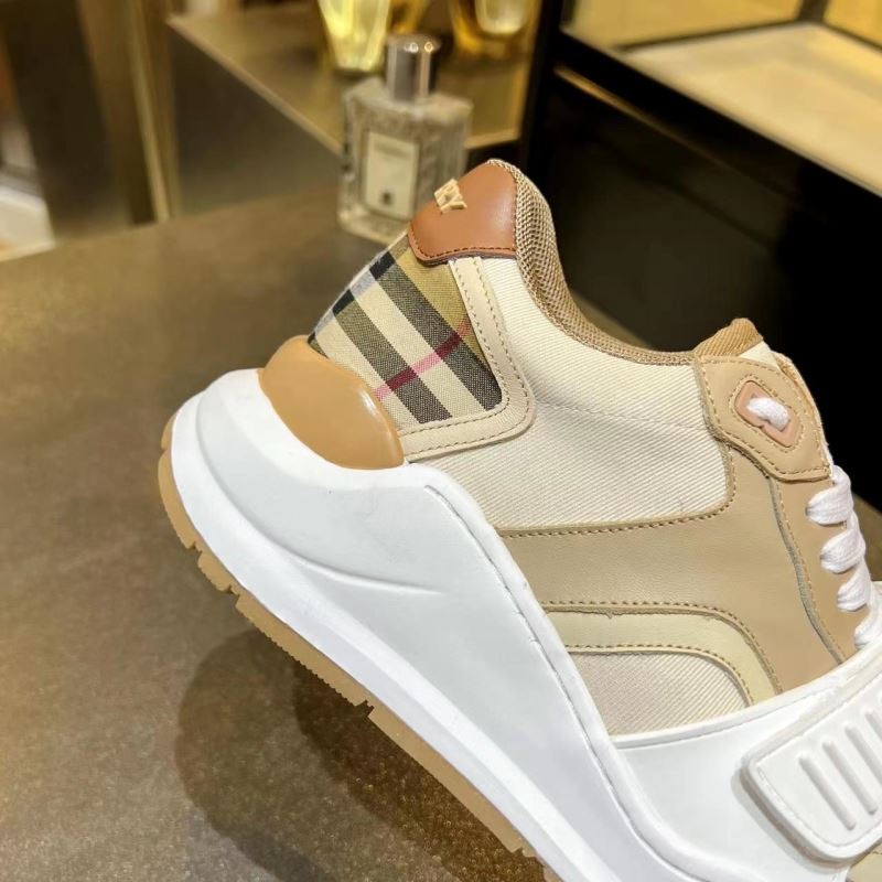 Burberry Low Shoes